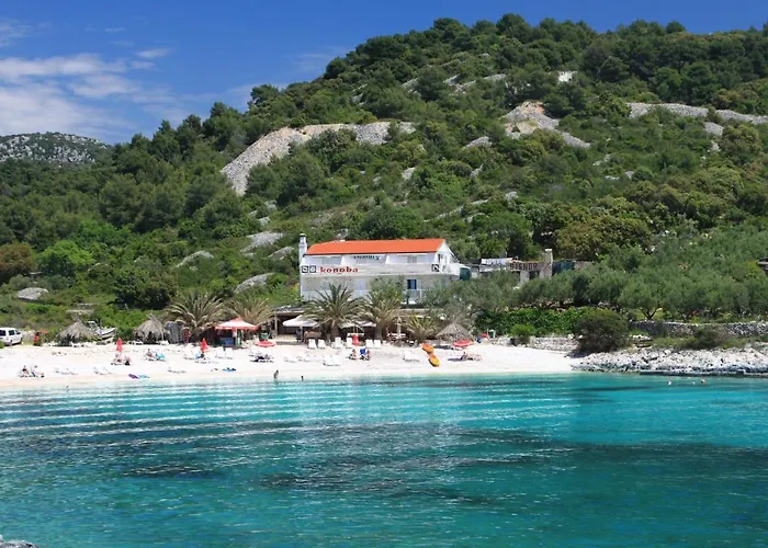 Rooms By The Sea Hvar - 8785 3* Hvar Town